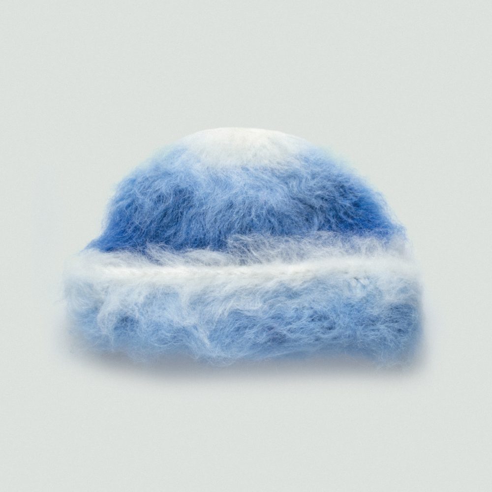 Czapka blurred glacier