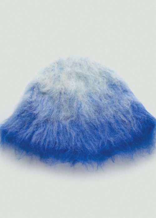 Kapelusz blurred ocean foam