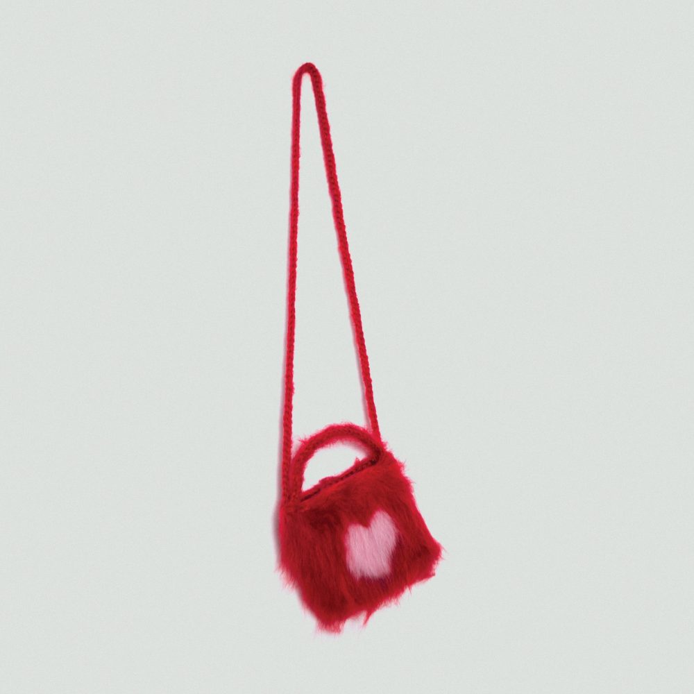16a-01 Torebka blurred red heart