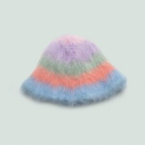 Kapelusz blurred summer sky