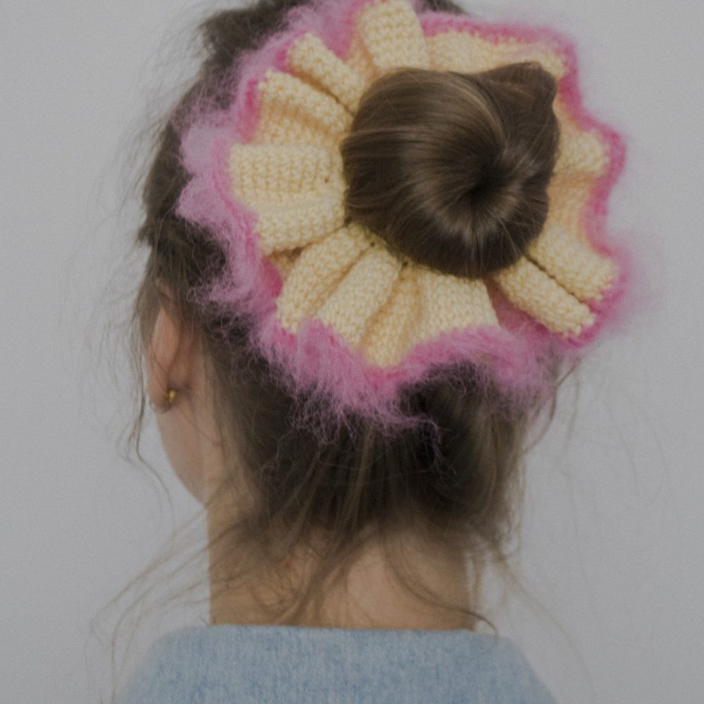 16 Scrunchie
