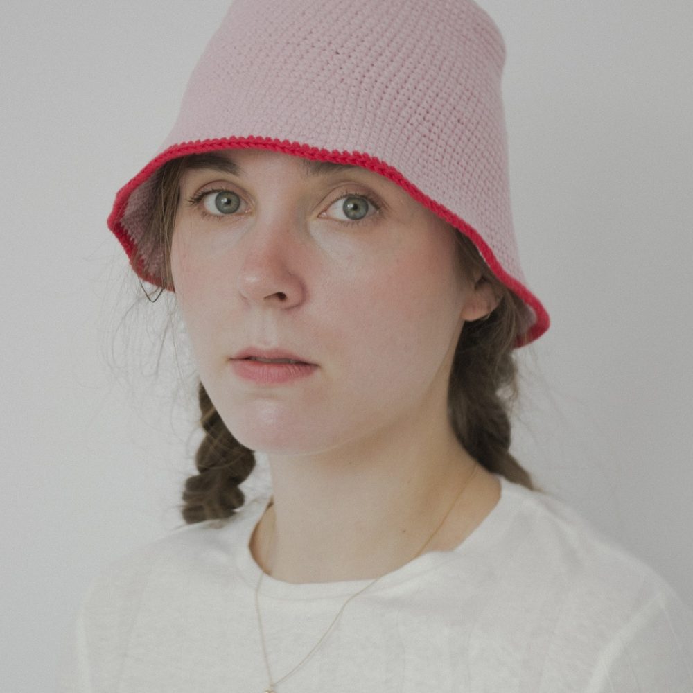 12 Bucket hat