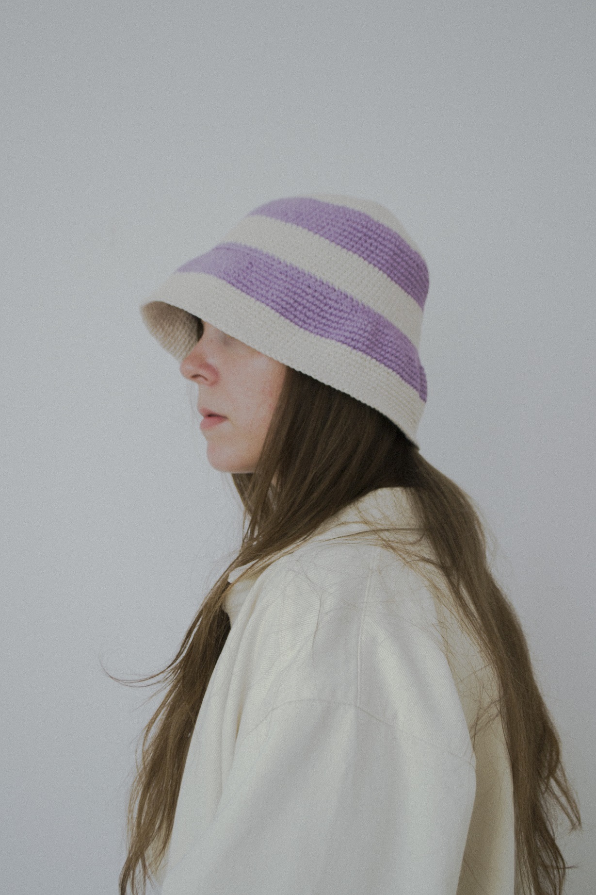16 Bucket hat bluberry shake