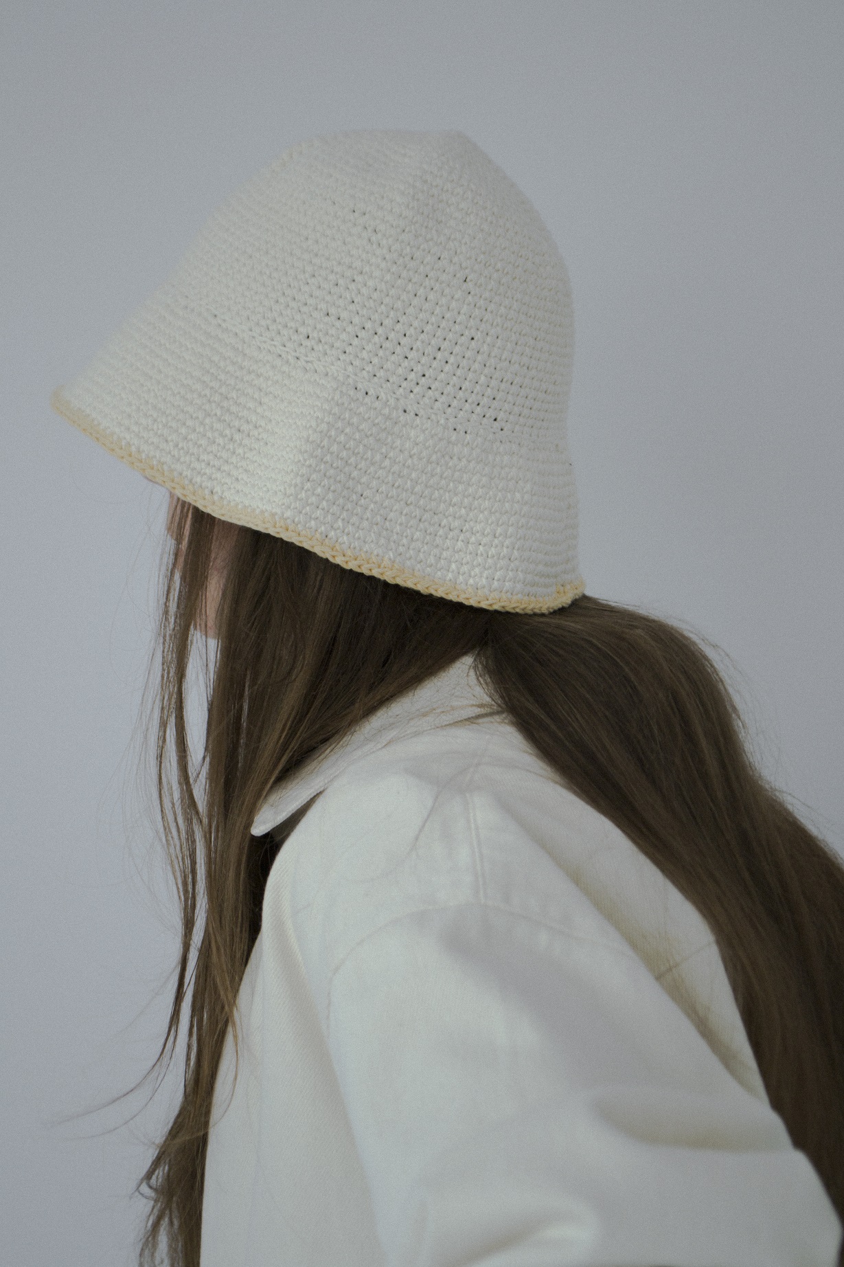 19 Bucket hat lemon