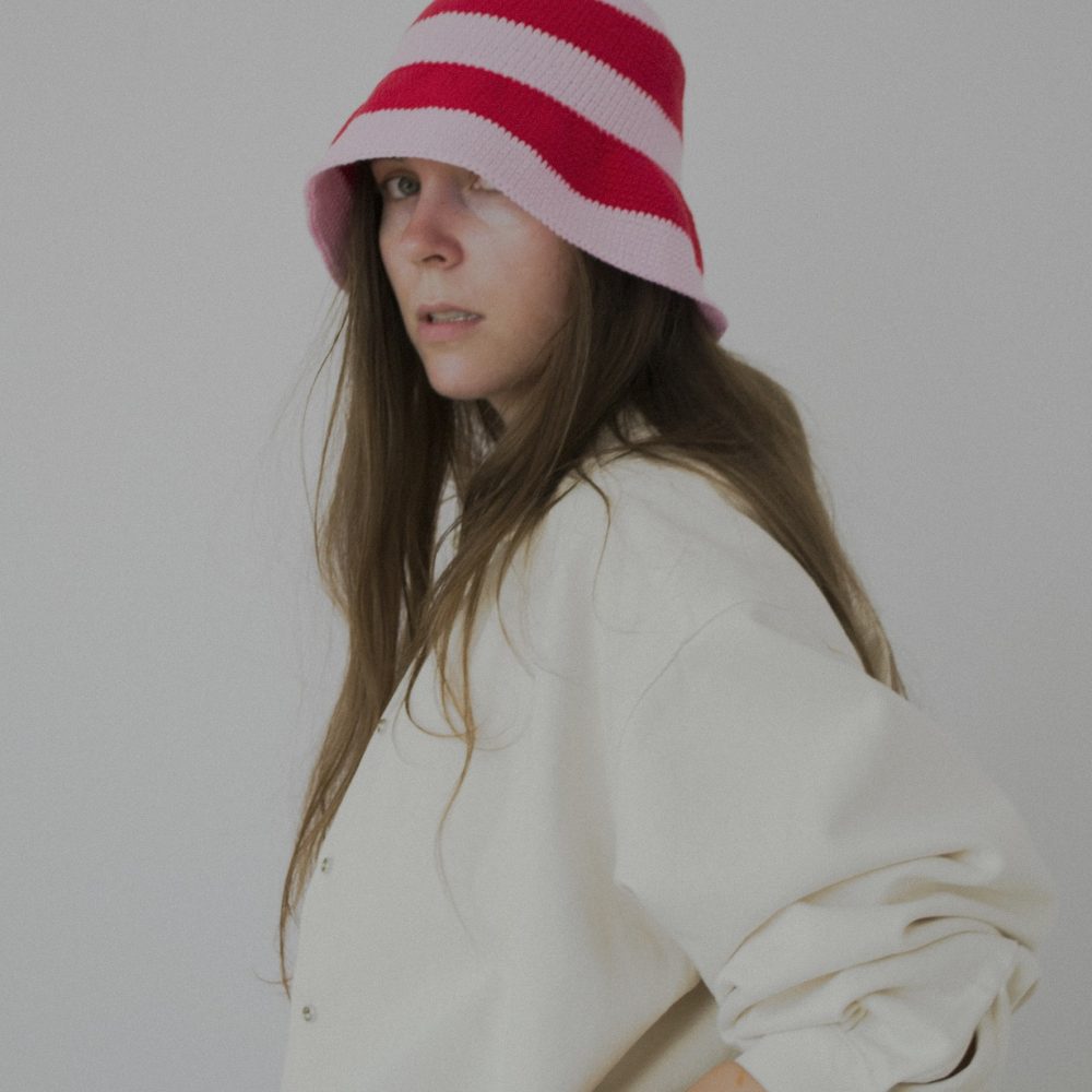 35 Bucket hat strawberry
