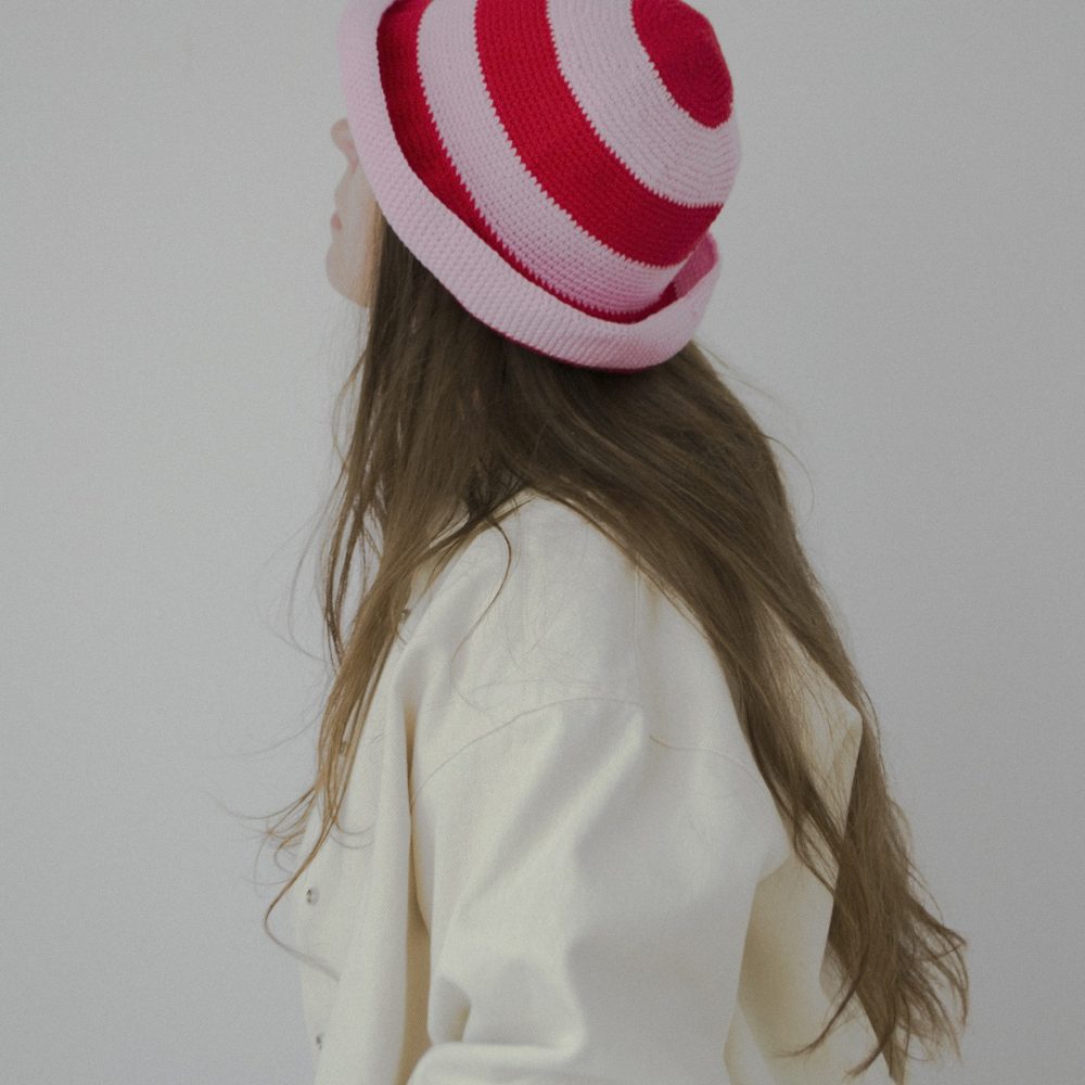 36 Bucket hat strawberry
