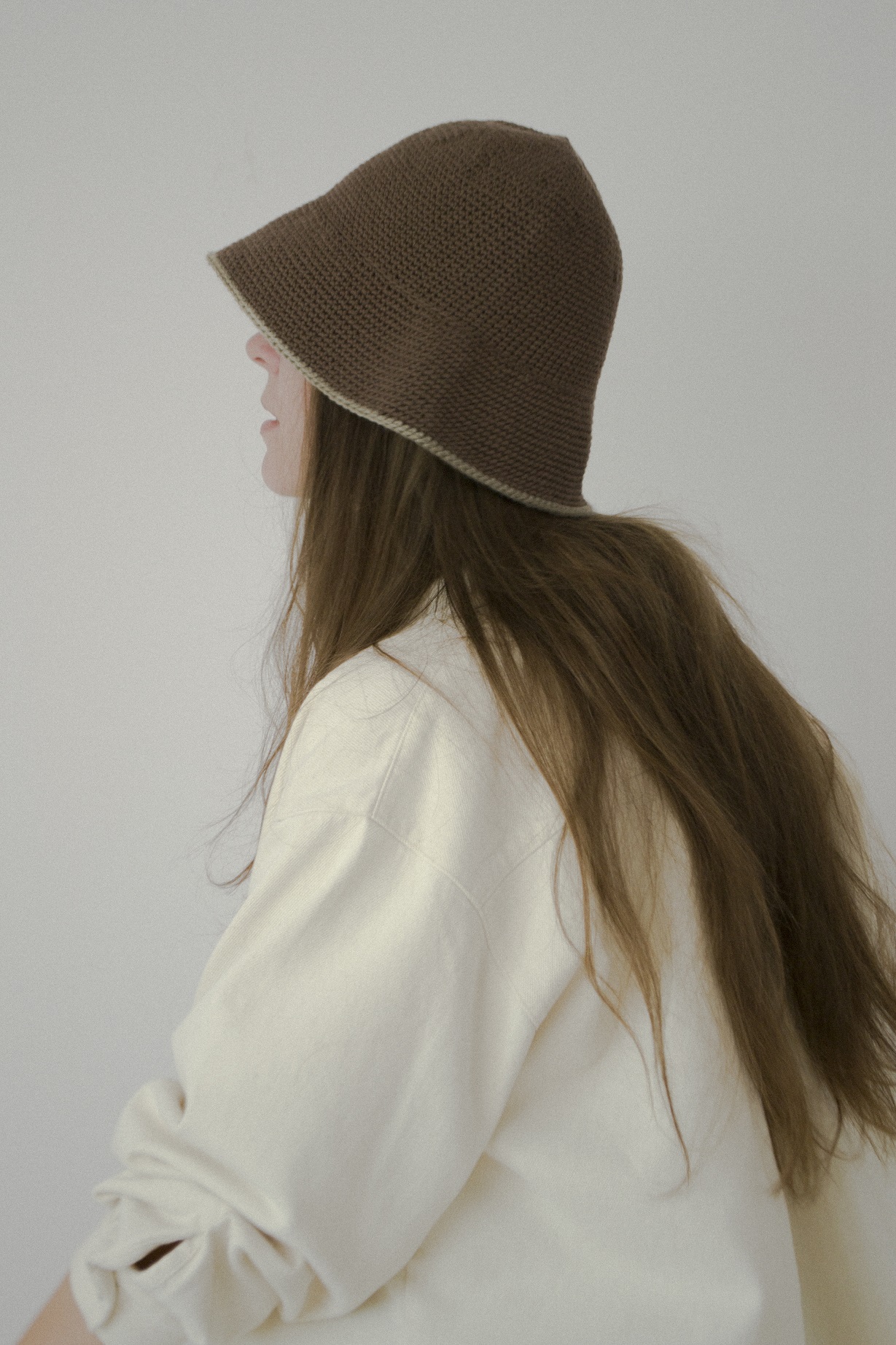 39 Bucket hat brown