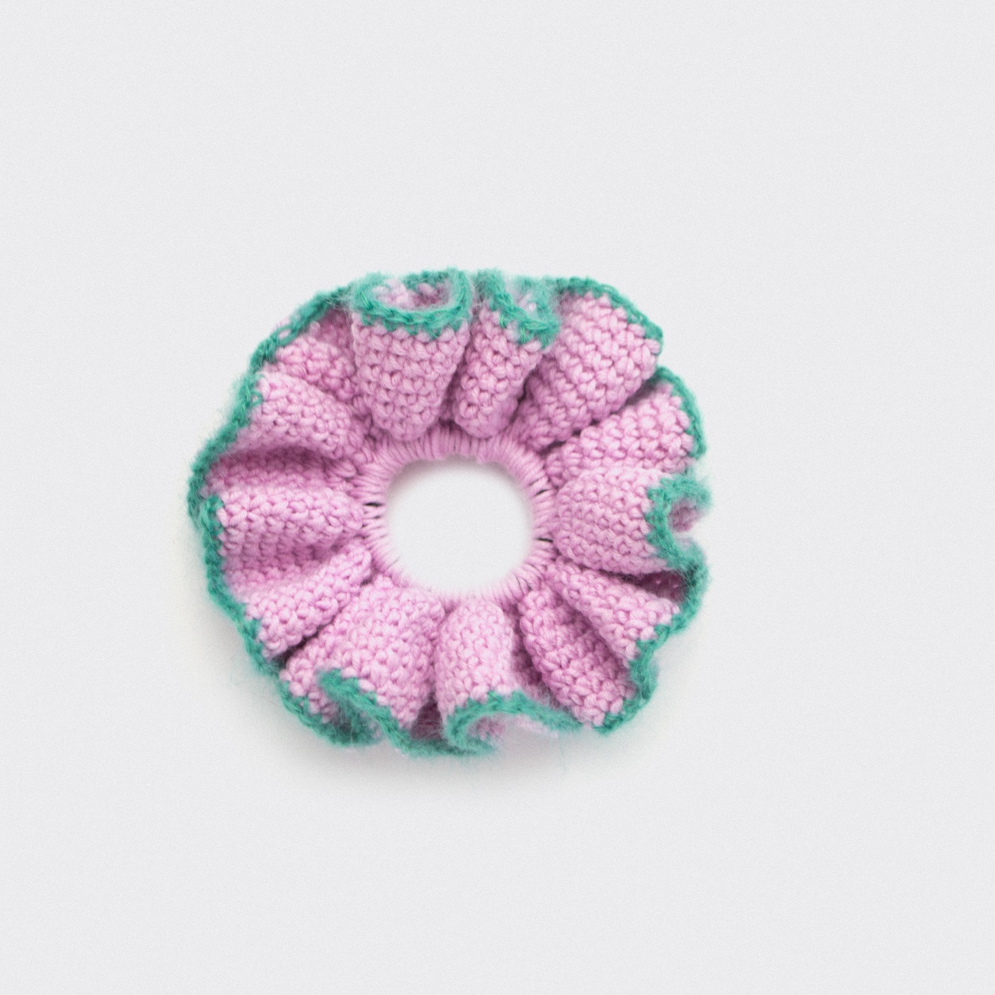 7-01 Scrunchie (SOLD OUT)