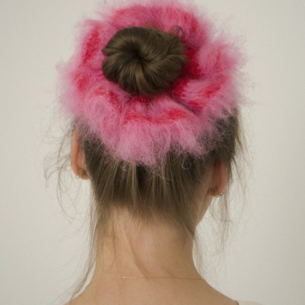 19 Scrunchie