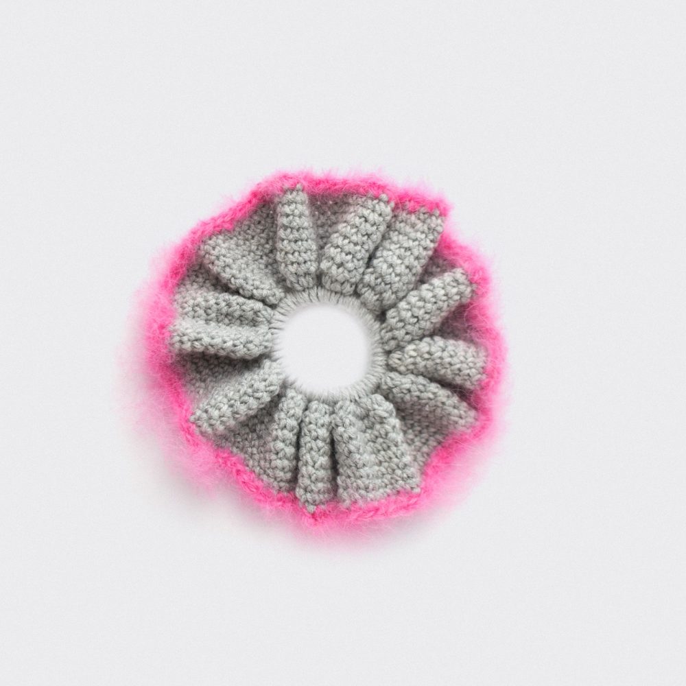 6-01 Scrunchie