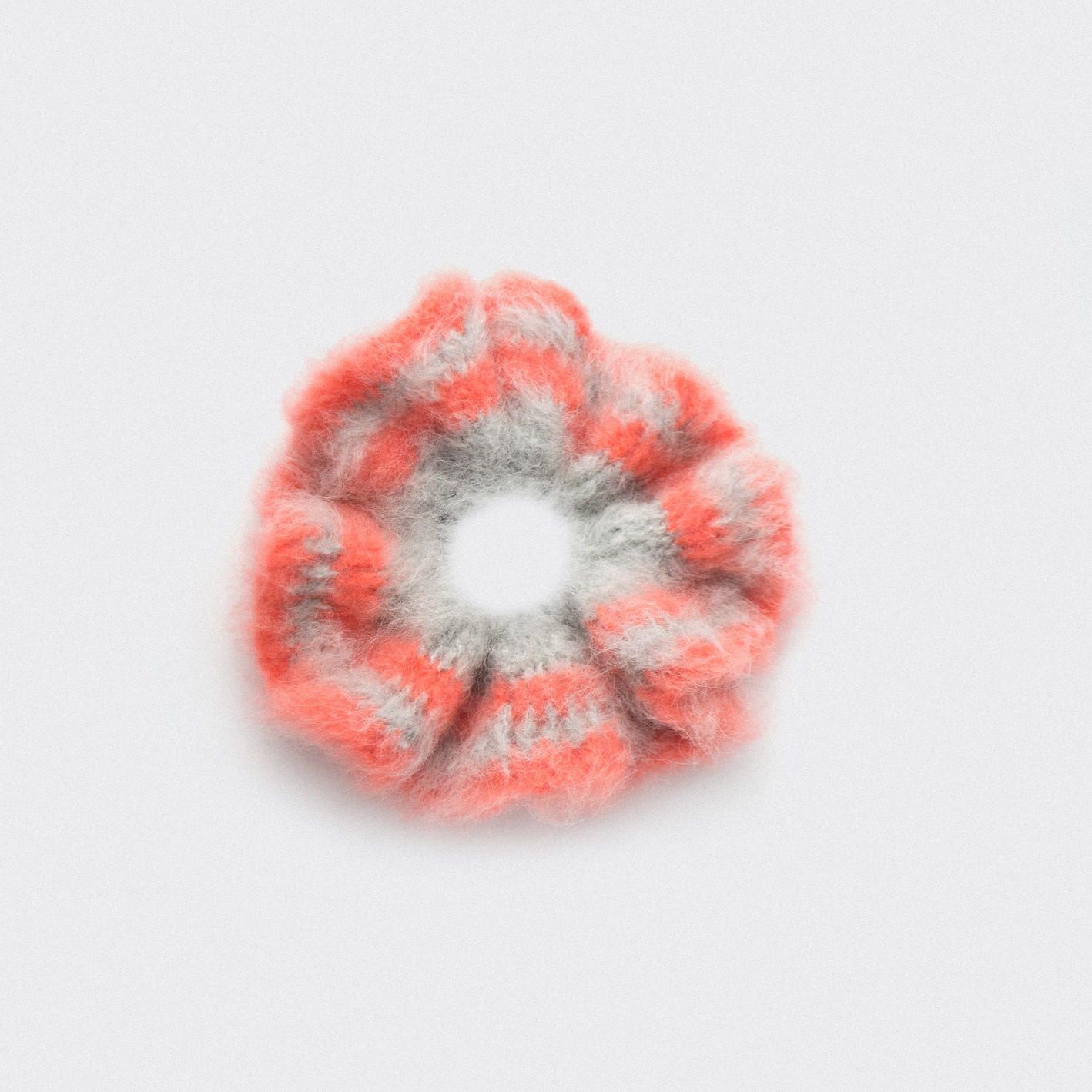 4-01 Scrunchie (SOLD OUT)