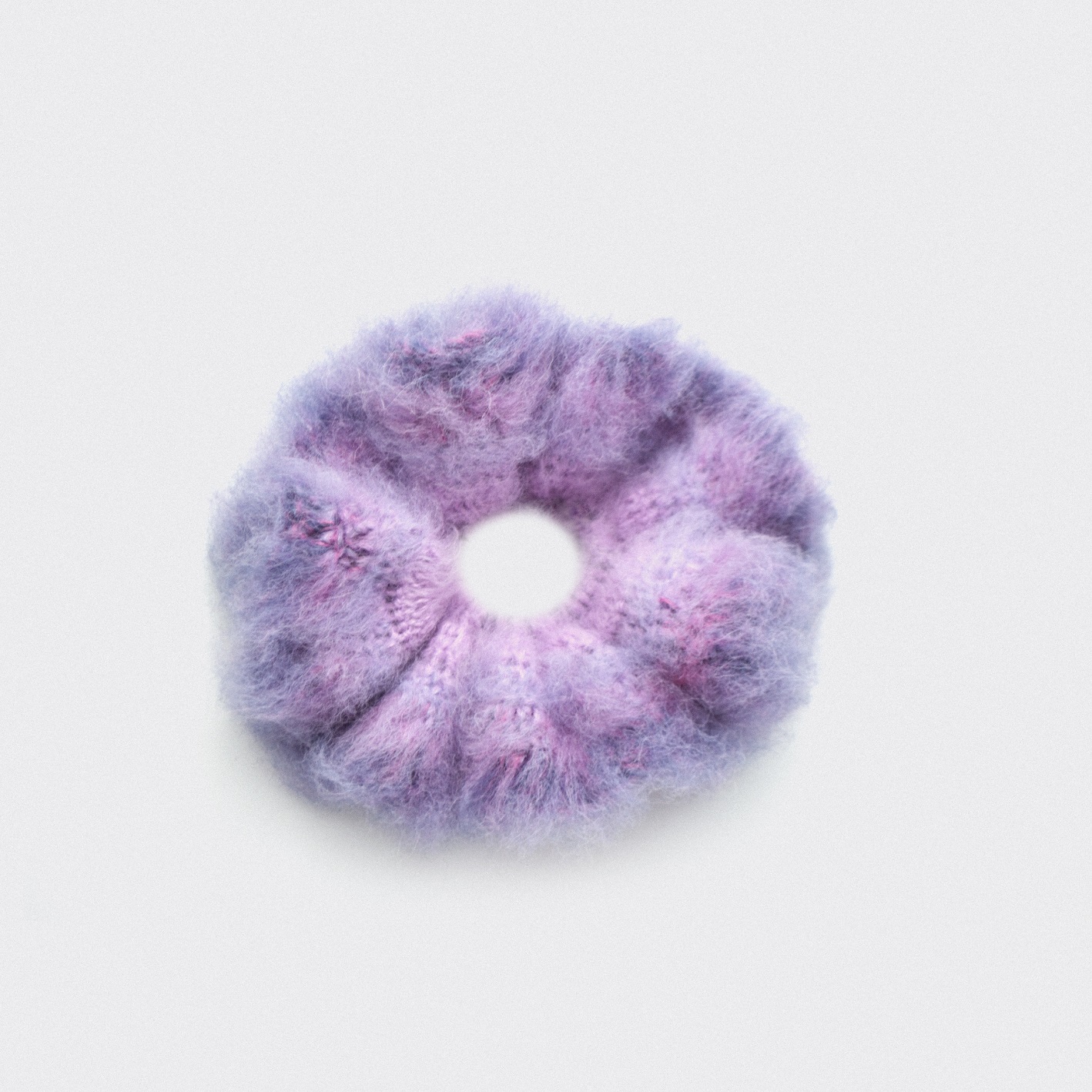 6-01 Scrunchie (SOLD OUT)