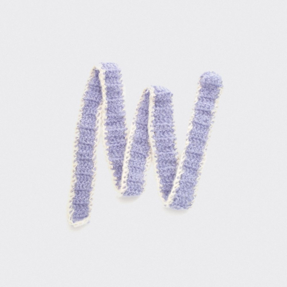 9-01 Tiny scarf lavender