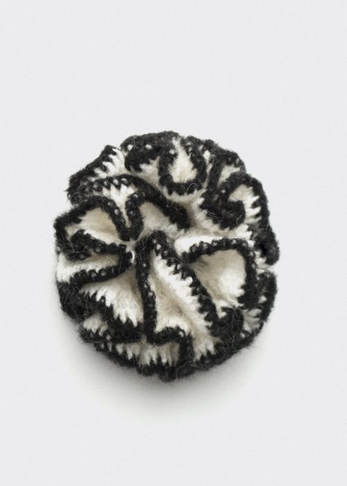 1-01 Scrunchie BEZA