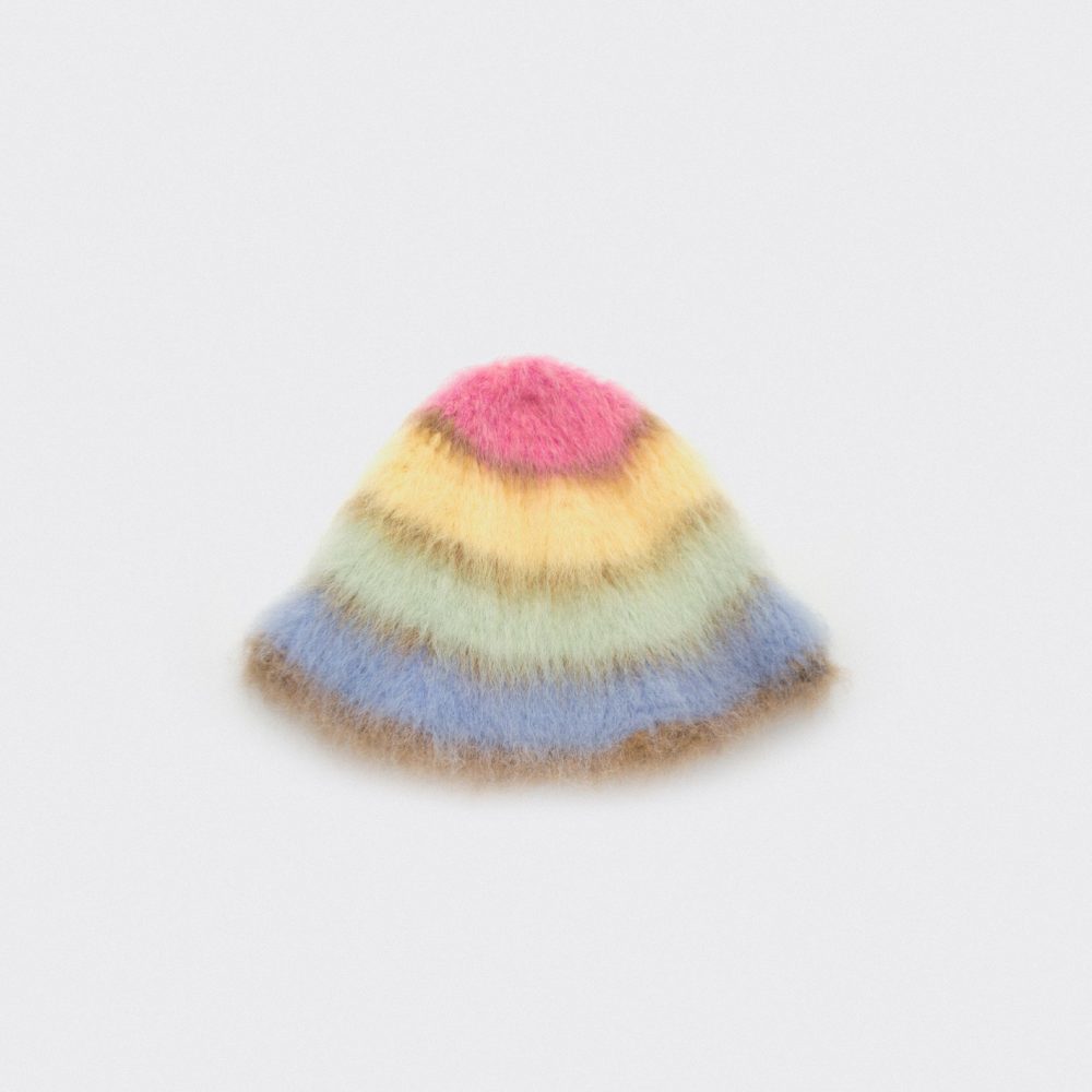 7-01 Kapelusz blurred stripes