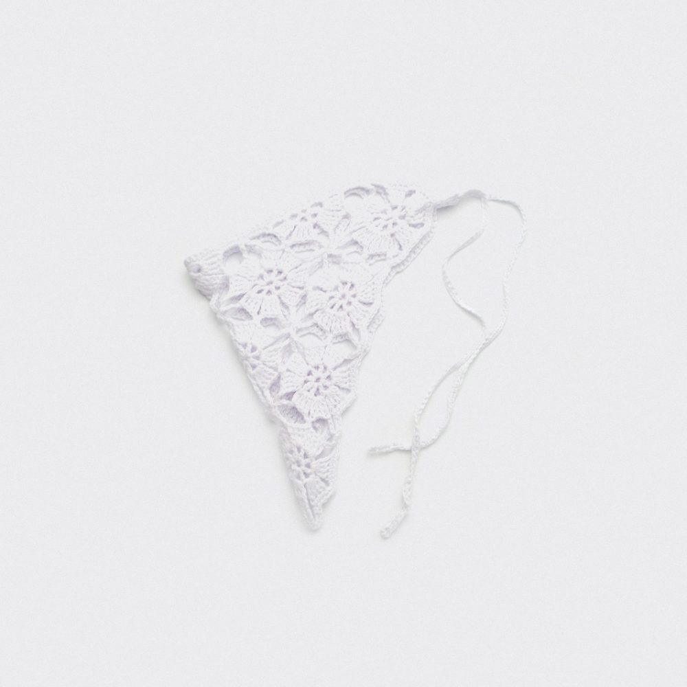 87-01 Chustka off white