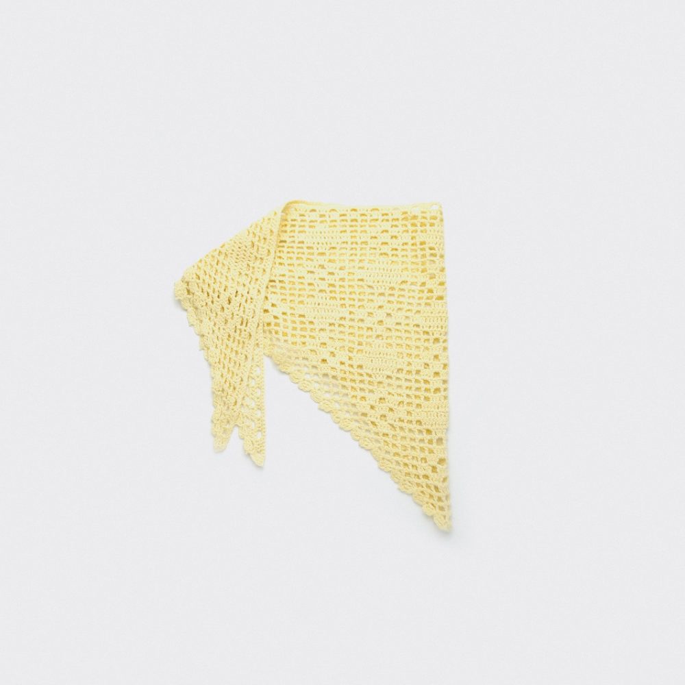 104-01 Chustka bebe crochet