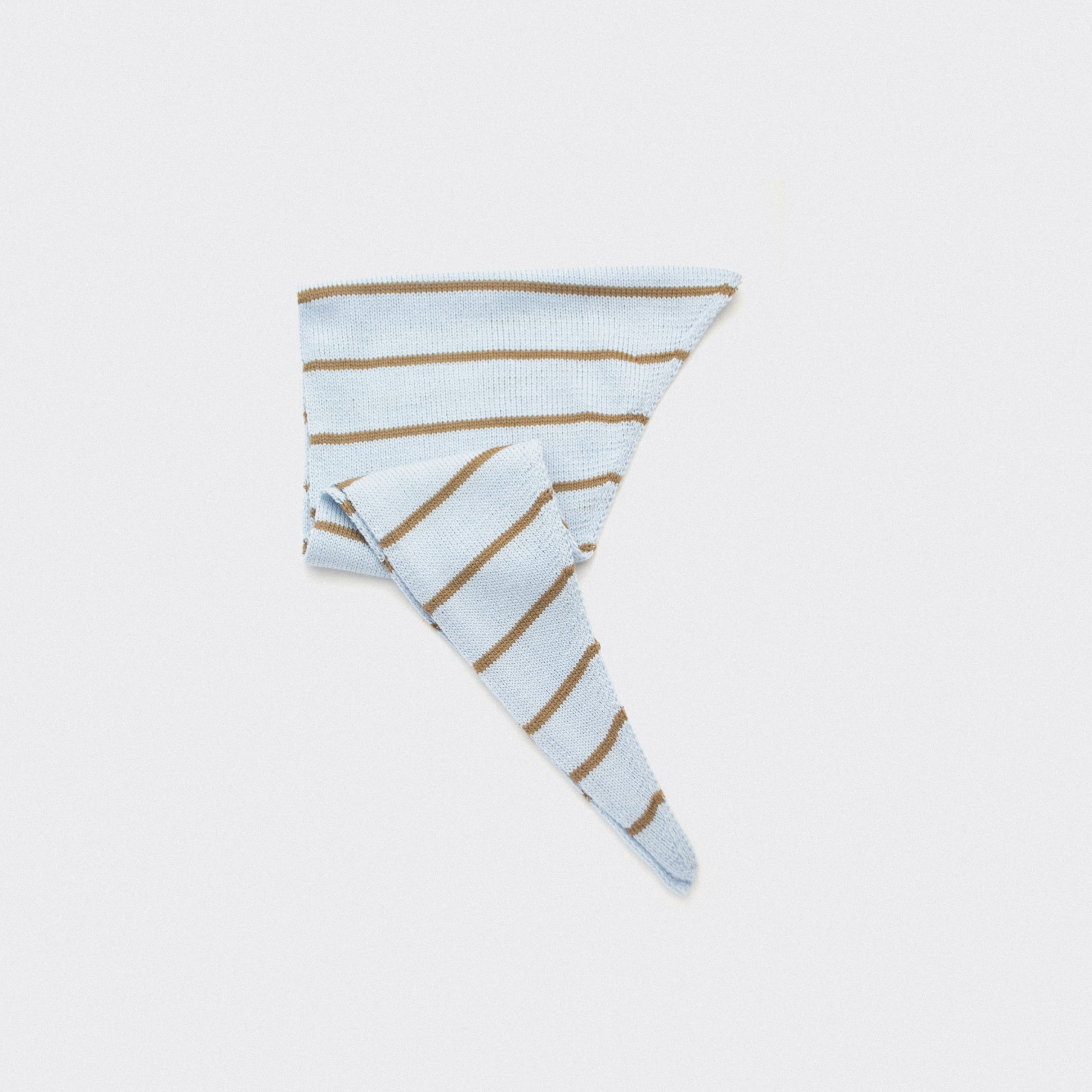64-01 Bebe headscarf petite w paski